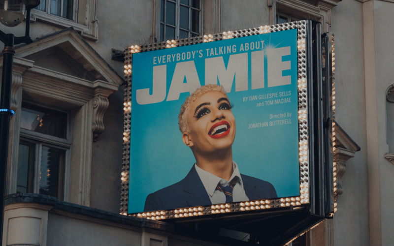 Oak proudly sponsors "Everybody's Talking About Jamie" in Isle of Man